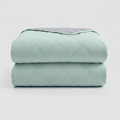 Cooling Summer Quilt | Lightweight Double-Sided Blanket for Ultimate Comfort