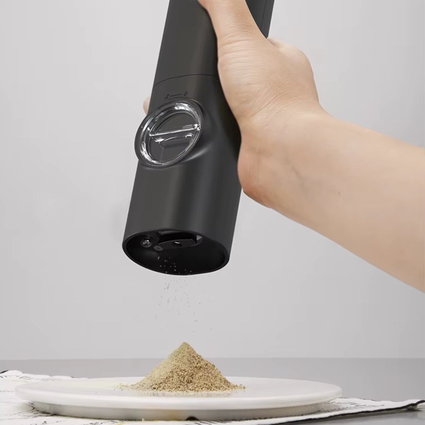 Elegant Electric Salt and Pepper Grinder with Adjustable Grinding Degree | Automatic Spice Dispenser for Effortless Seasoning