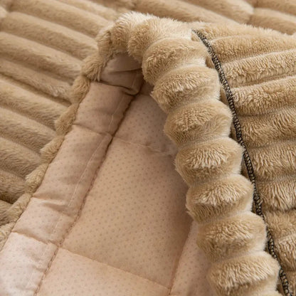 Plush Channel | Sofa Cover with Anti-Slip Backing for Cozy Pet Protection